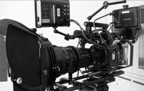 推行“薄利多销”的业务宗旨